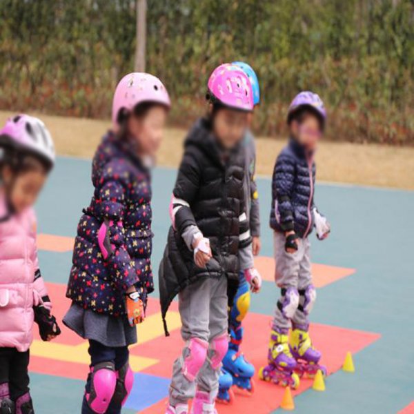 15k to 20k American run kids training school teacher in Beijing